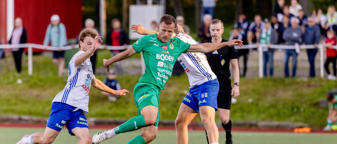 Repris: Se kvalrysaren mellan Bodens BK och Enköping här