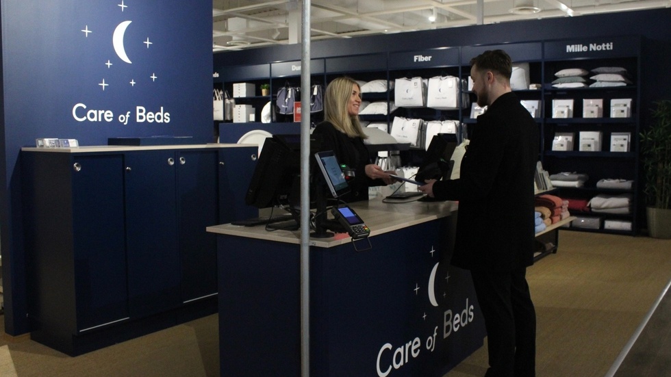 Hos Care of Beds får du experthjälp av utbildad personal. "Nöjda kunder är det absolut viktigaste för oss", säger Augusta Stenberg, butikschef.