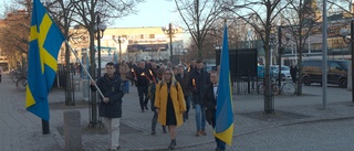 KF-ordföranden om manifestationen på torget: "Mäktigt"