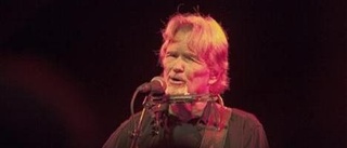 Dubbelt varm konsert med Kris Kristofferson