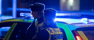 Man slets ur bil och misshandlades av okända gärningspersoner