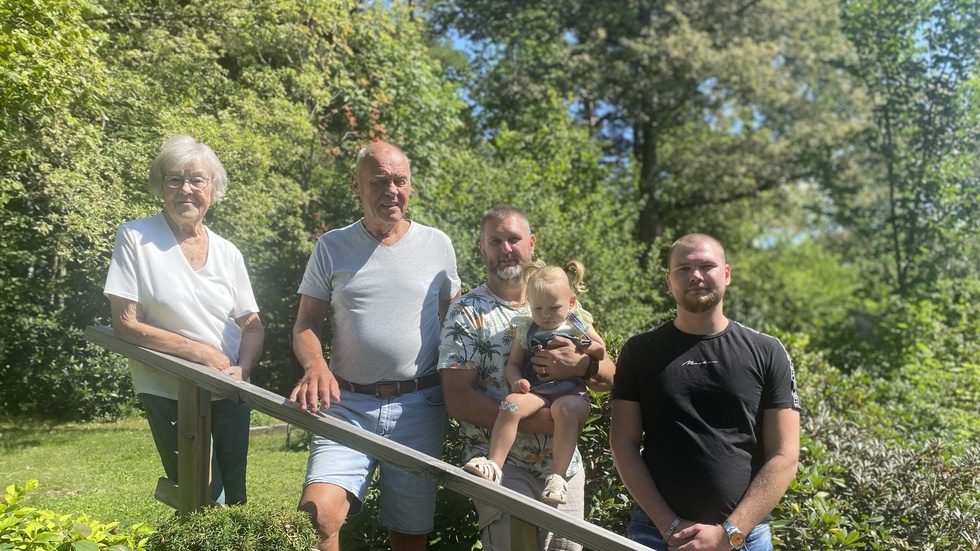 Hela fem generationer av släkten Brunn samlade på bild:
Från vänster: Inga-Lill Brunn, Urban Brunn, Michael Brunn, Elly Brunn och Kevin Brunn.