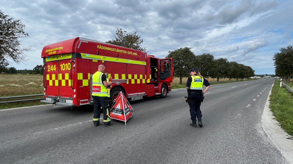 Räddningstjänsten larmades om olyckan på väg 143 vid klockan 10.24.