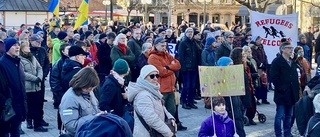 Norrköpingsborna i protest mot kriget i Ukraina