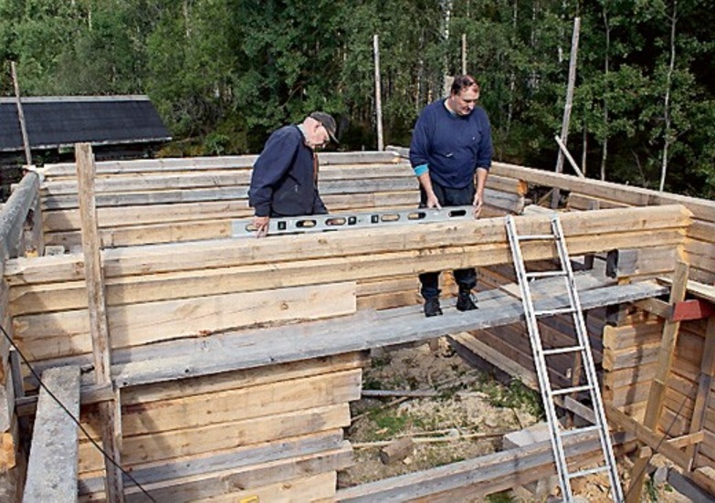 40 kvadratmeter effektiv bostadsyta och lika mycket på loftet.