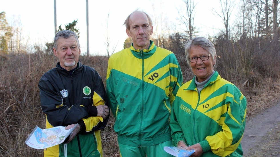 Engagerade inom Västerviks OK: Lennart Sturesson, ordförande, Rolf Johansson, träningskommittén och Gun-Britt Svensson, barngrupperna. Foto: Lena Dahlberg