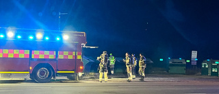 Rökutveckling från container på återvinningsstation