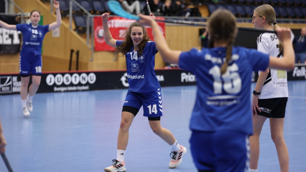 Polskt jubel i Storvretacupen. Olimpia Osowa Gdansk i F08-klassen har fått jubla ofta under cupen.