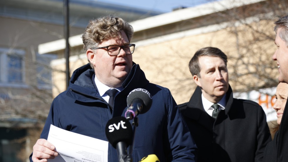 Justitieminister Gunnar Strömmer (M) tillsammans med ordföranden i justitieutskottet Richard Jomshof (SD).
