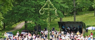 Traditionsenligt på midsommar