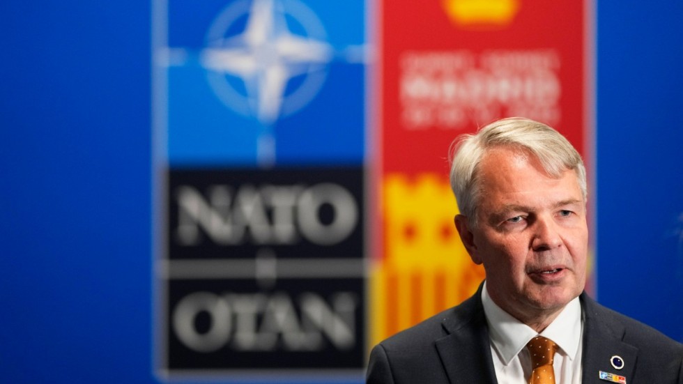 Enligt den finländske utrikesministern Pekka Haavisto sker det planerade Natomötet mellan Sverige, Finland och Turkiet i Finland. Arkivbild.