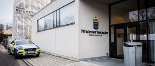 Fyra åtalas för nytt dejtingrån