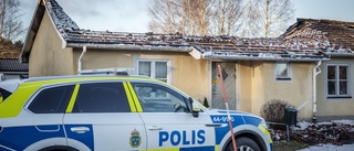 Kraftig brand i radhuslänga • ”Kommer att krävas stora reparationer”