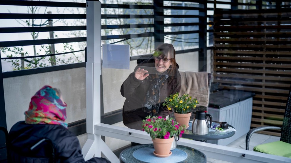 "Vem vet hur många av de som avlidit som har gjort det i stress och förvirring över förändrade situationer och för att inte få träffa sina anhöriga".