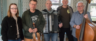 WAO gör folkmusikföreställning om en speciell konstnär