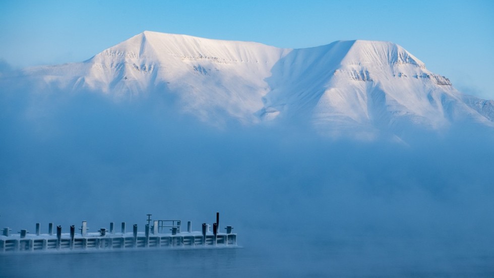Klimatförändringarna påverkar Arktis, men leder också till säkerhetspolitiska konflikter. 
