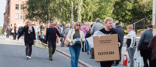 Flera hundra meter lång kö när Antikrundan gästar Stadsparken