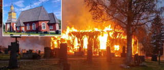 Byns kyrka från 1700-talet förstördes i våldsam brand