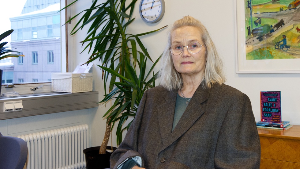 Det är lika viktigt att visa intresse för sina barns sociala medie-användning som för deras andra intressen, berättar Agneta Larsson, familjebehandlare på Föräldrasupporten. 
