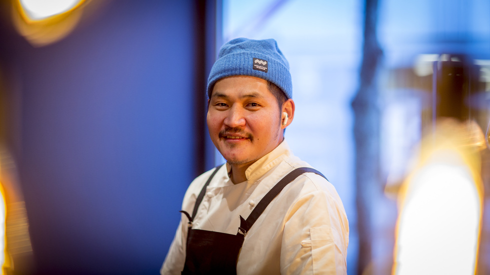 Ari Byambasuren är en av dem som driver den nyöppnade asiatiska resturangen Kaen kitchen i Katrineholm.