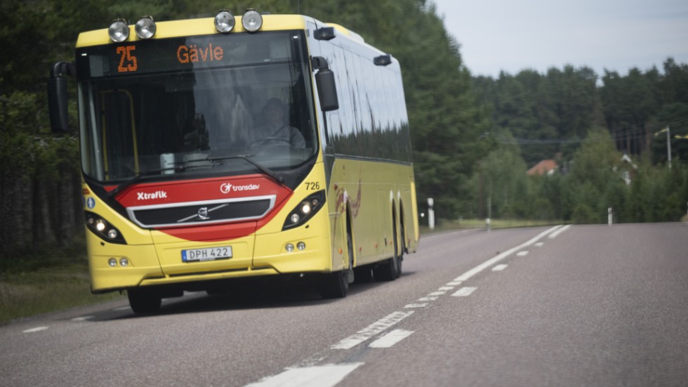 Flera hundra personer tvingas avbryta pågående utbildning till buss- och lastbilschaufför. Arkivbild.