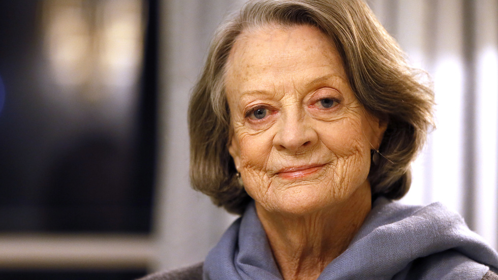 Den Oscarsbelönade skådespelaren Maggie Smith, bland annat känd från "Downton Abbey" är död. Bild från 2015.