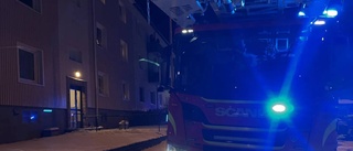 Lägenhetsbrand – en person till sjukhus