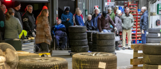 Folk väntade i timtal – fick vända: "Totalt kaos"