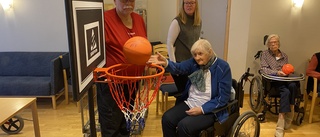 Populär seniorbasket på Strömsborg: "Först i Sverige"