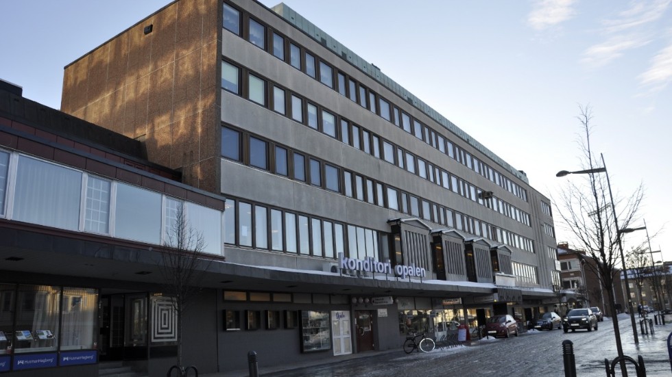 Kommunen sålde medborgarhuset till SBB Boden Medborgarhuset AB. Köpet har utretts av Konkurrensverket som överväger att kräva upphandlingsskadeavgift på grund av otillåten direktupphandling.