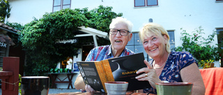 Författarpar fyller bok med keramik