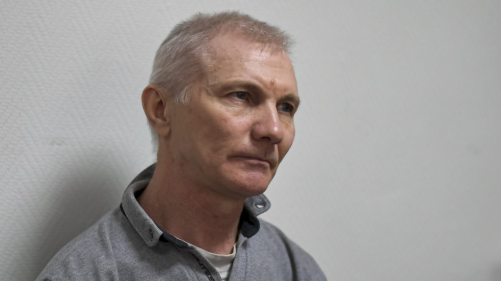 Aleksej Moskaljov, pappa till 13-åriga Maria Moskaljova, som ritade en teckning med fredligt budskap, vilket fick skolan att tillkalla polis. Arkivbild.