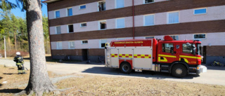 Larm om brand i flerfamiljshus