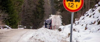 Stopp för tung trafik på flera vägar