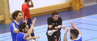 De gör succé i futsalligan