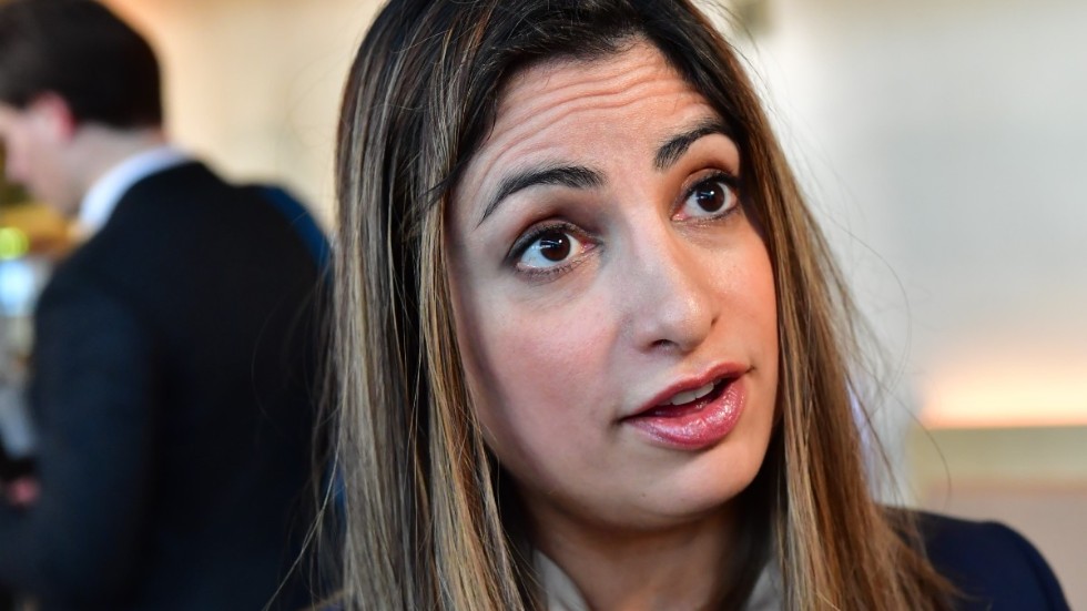 Nya partiledaren Nooshi Dadgostar och Vänsterpartiet lyssnade inte på uppmaningarna från förre partiledaren Jonas Sjöstedt.