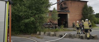 Brand i industribyggnad i Södra Vi