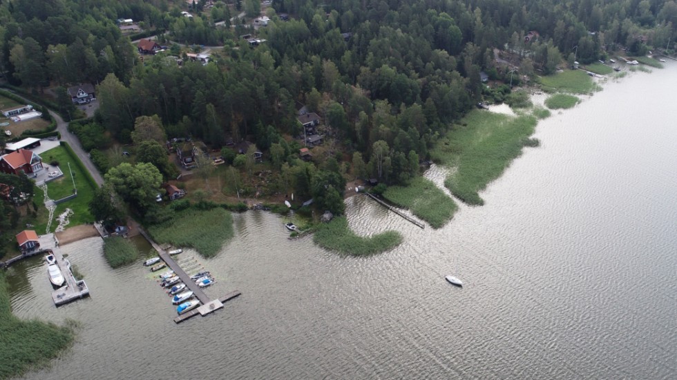 Det ska finnas bra möjligheter att leva och bo i hela landet. Därför bör det generella strandskyddet avskaffas och ersätta med ett som kommer närmare medborgarna, skriver Erik Granbeck och Leif Lundborg, Sörmlandsavdelningen för hela Sverige ska leva.
