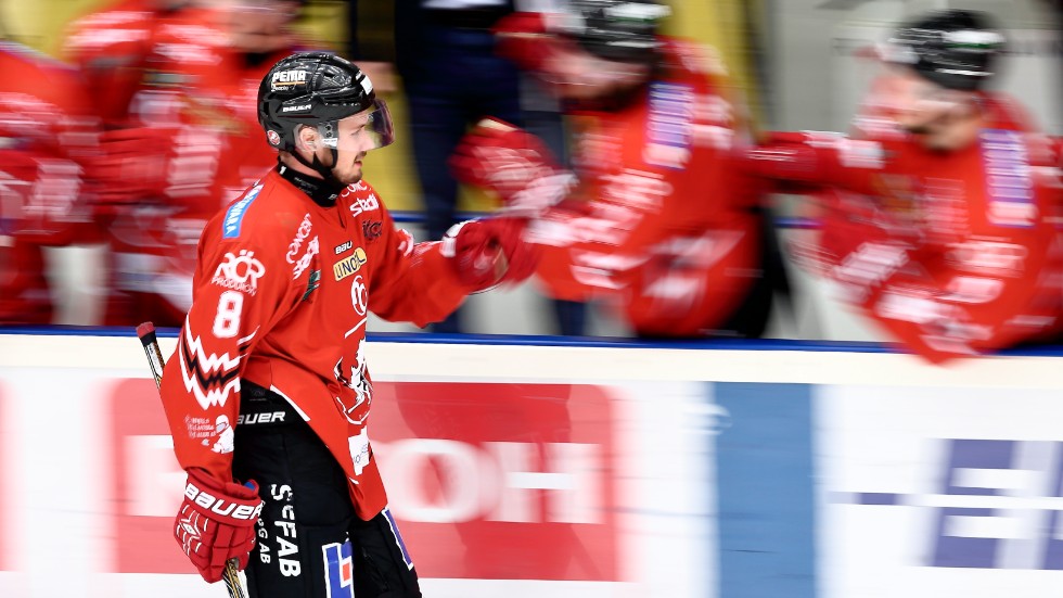 Linus Näsström under sin tid som spelare.