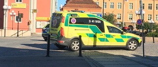 Mopedist klagade på bensmärtor efter krock med bil