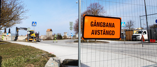 Trafiken stoppas när korsning stängs av på Östercentrum