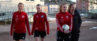 Fotbollsfamiljen i Boxholm: "Kors och tvärs över halva Sverige"