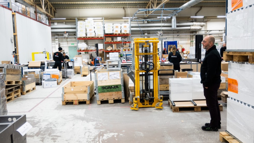 Niclas Tidström, vd på Modul i Kalix, är inte orolig för hur det ska gå på lång sikt. "Men visst är det roligare med högkonjunktur i svensk byggindustri."