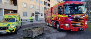 Ambulans och räddningstjänst undersökte röklukt i Ektorp