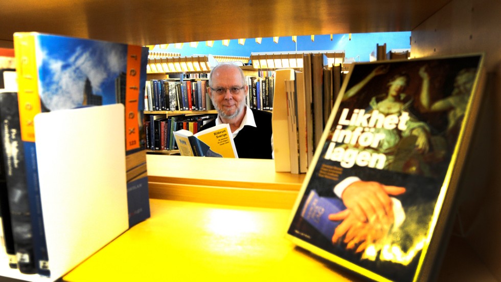 Sverker Scheutz läser mycket, och som gammal jurist tipsar han gärna om "Likhet inför lagen".