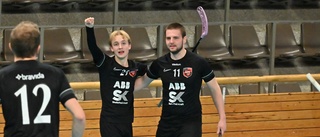 Stjärnans poängshow i kvalkrossen – gjorde åtta poäng när alla i förstakedjan sköt hattrick • Elias firade med klassisk "dab"