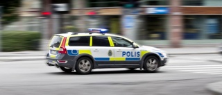 Försökte simma från polisen