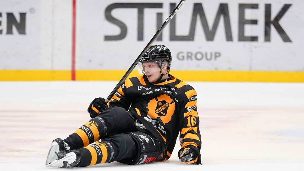 Linus Lindström och hans Skellefteå AIK föll hemma mot Modo efter straffar.