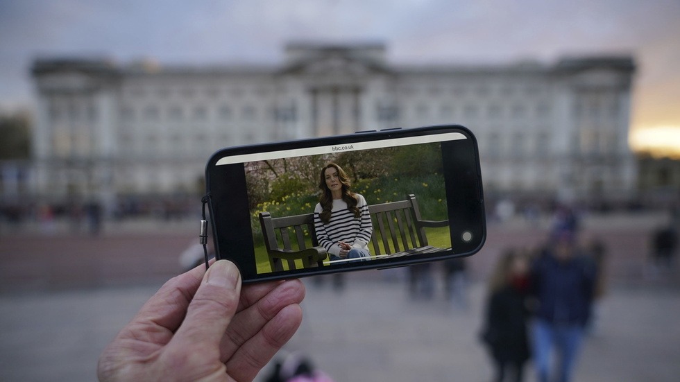 Prinsessan Kate berättar i ett videoklipp att hon har drabbats av cancer.