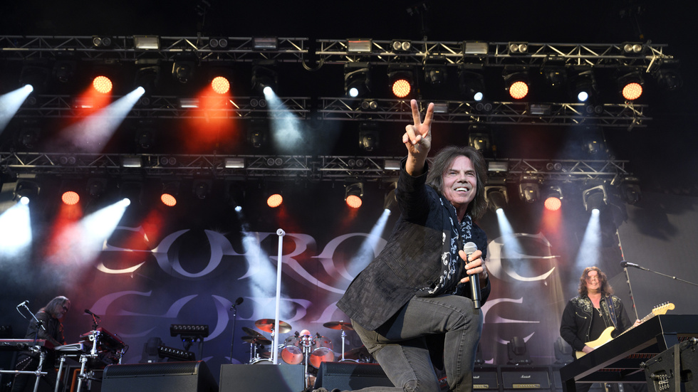 Europe med sångaren Joey Tempest under ett framträdande på Gröna Lund. På onsdagskvällen kommer de till Motala och Lokverkstan. 
